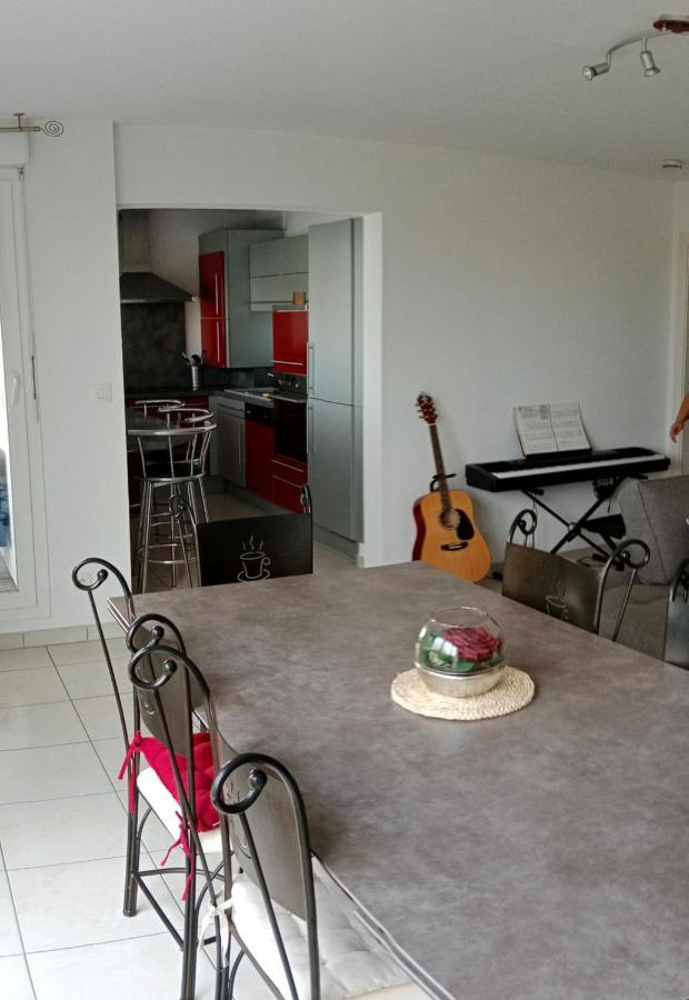Chambre #1 Dans Appartement Partage - Proche Des Vosges Thann Exterior photo